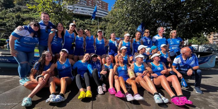 «Necesitamos una trainera paran competir en la máxima categoría» Sara Vázquez