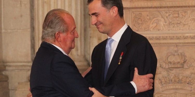 Magistrados y académicos presentan una querella contra el rey emérito por presuntos delitos fiscales