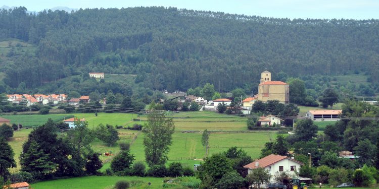 Explosión por mala combustión de estufa deja un herido grave en Rasines