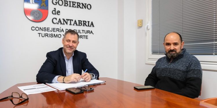 El Ayuntamiento de Miengo solicita apoyo del Gobierno regional para reparaciones en el Campo de Fútbol de Cuchía