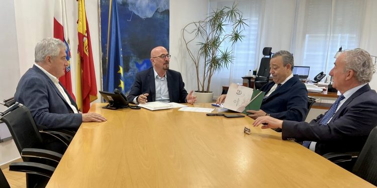 Cantabria apoya la creación de especialidades odontológicas