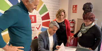 Pablo Zuloaga presenta su candidatura a la Secretaría General del PSOE de Cantabria y se postula como presidente autonómico