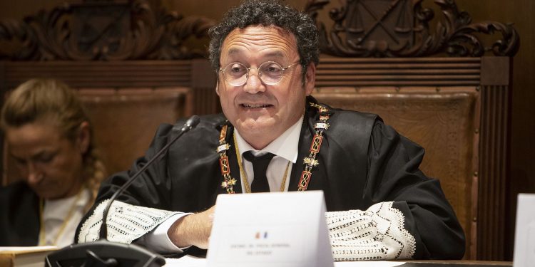 El Supremo pide a WhatsApp y Google los datos del fiscal general para recuperar información borrada