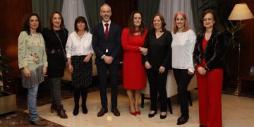 La Asociación de Periodistas de Cantabria entrega el premio José Estrañi a Asun Gómez Bueno