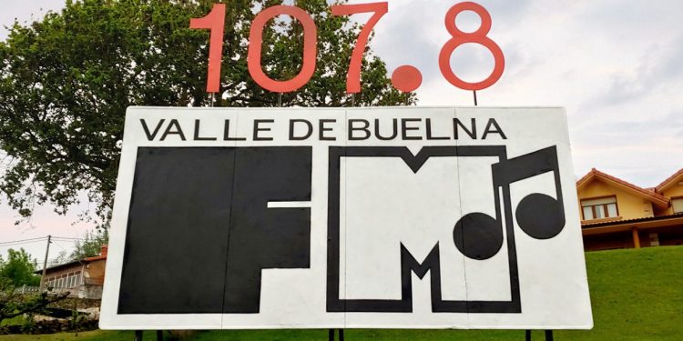 Radio Valle de Buelna, al borde del cierre por los impagos del Ayuntamiento