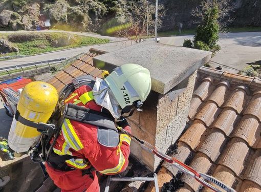 Incendio en una chimenea en Los Llanos, Tama