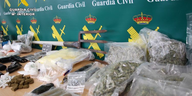 Quince detenidos en una operación antidroga en Santoña y la zona oriental de Cantabria