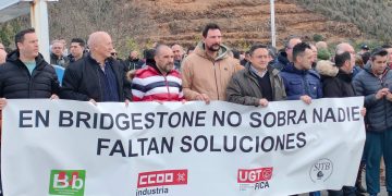 Trabajadores de Bridgestone en Puente San Miguel exigen un plan industrial y garantías para más de 400 empleos