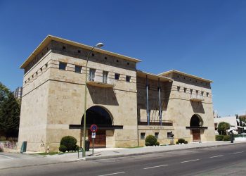 El Gobierno de Cantabria destina 110.000 euros a mejorar las sedes de once Casas de Cantabria