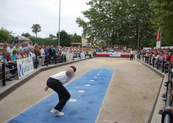 El plante de los bolistas amenaza con dejar en el aire el Campeonato de Cantabria de Primera Categoría