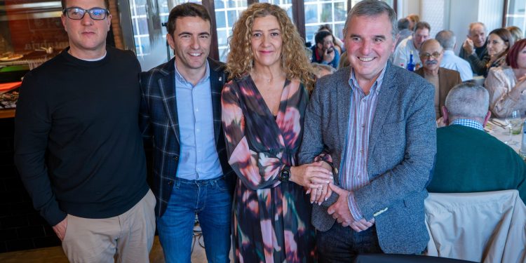 Pedro Casares asegura que “no hay espacio para corruptos ni machistas” en el PSOE y acusa al PP de “deteriorar lo público”