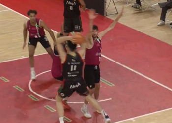 El Alega Cantabria doblega al Cartagena y respira (78-72)