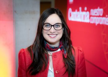 PSOE de Santoña exige al Ayuntamiento un servicio de mantenimiento urgente para el alumbrado público