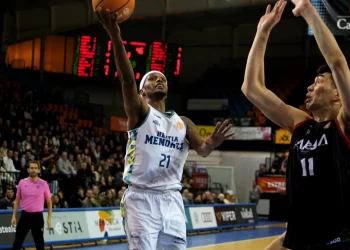 El Alega roza la épica pero termina cayendo en Menorca por 89-81