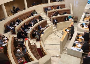  Pascual propone llevar al Pleno el pacto Cohorte Cantabria con farmacéutica Regeneron