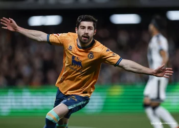 El Racing firma un golpe de líder en Castalia y se escapa en lo alto