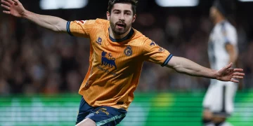 El Racing firma un golpe de líder en Castalia y se escapa en lo alto