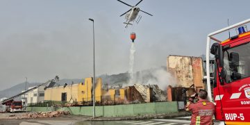 Activado el PLATERCANT en situación 1 por el incendio de una nave industrial en el polígono de Los Tánagos