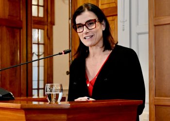 Gema Igual solicita a Costas informe técnico exhaustivo sobre infraestructuras de la senda costera tras colapso del Bocal