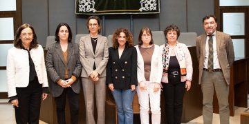 La rectora Conchi López preside la toma de posesión de Berta Galán como directora del Departamento de Química e Ingeniería de Procesos y Recursos