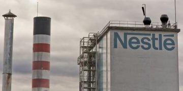Nestlé anuncia ERE con 301 despidos en España, incluida la planta cántabra de La Penilla