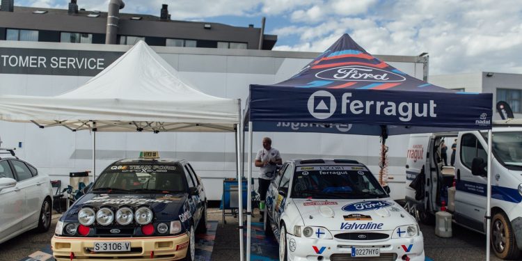 El Rallye Festival Hoznayo completa las verificaciones previas al inicio del fin de semana de competición