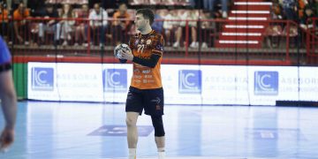 Bathco BM Torrelavega busca en Pamplona su cuarta Final a 8 de Copa del Rey ante un Anaitasuna sin presión