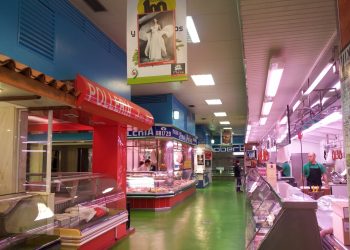 La Plaza de Abastos de Torrelavega se incorpora a la programación de La Navidad es Torrelavega