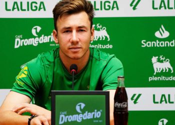 Saúl renueva su contrato con el Racing hasta el 30 de junio de 2026