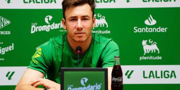 Saúl renueva su contrato con el Racing hasta el 30 de junio de 2026