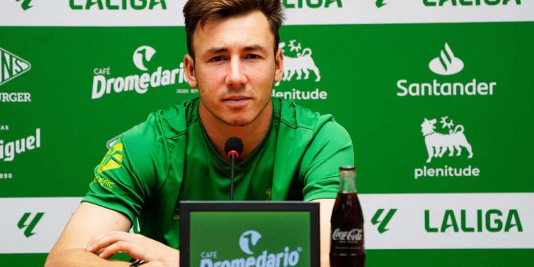 Saúl renueva su contrato con el Racing hasta el 30 de junio de 2026