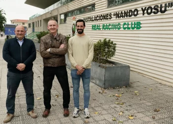 El Real Racing Club y el Club Deportivo Elemental Santillana sellan un convenio de colaboración hasta 2025
