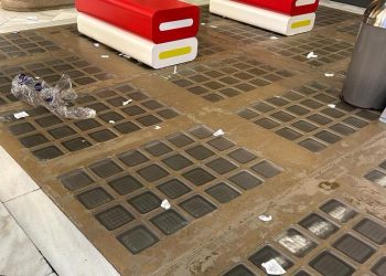 La plantilla de la limpieza de Correos en Cantabria se concentra mañana tras 15 días de huelga y seis meses sin cobrar