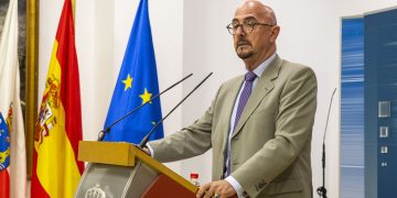 Cantabria defiende ante el Ministerio el modelo «cohesionado» de MIR único en toda España y exige su mantenimiento