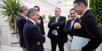 El Gobierno propone modificar la ley del suelo para facilitar el desarrollo de los ayuntamientos «con una legislación simple, clara y adaptada a las necesidades de la región»