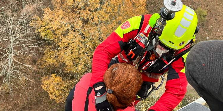 Rescatada una mujer que hacía una ruta en Ruente