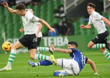 Empate en el derbi norteño entre Racing y Oviedo