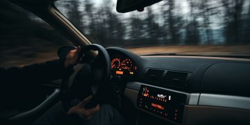 Conductora ebria  cuadruplica la tasa permitida  y un joven da positivo en Cocaína y THC