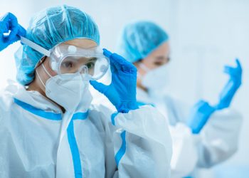 Cantabria consensua con el resto de comunidades acciones que aseguren el acceso equitativo a la innovación farmacéutica