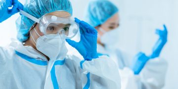 Cantabria consensua con el resto de comunidades acciones que aseguren el acceso equitativo a la innovación farmacéutica