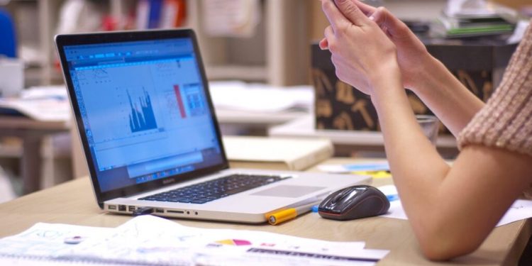 El Gobierno de Cantabria reclama la simplificación administrativa de los fondos europeos para el autoconsumo eléctrico