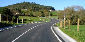 Buruaga anuncia una inversión en carreteras autonómicas de casi 50 millones de euros en 2024