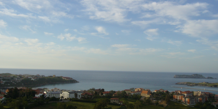 El Gobierno colaborará con el Ayuntamiento de Suances en el desarrollo de proyectos de mejora de las infraestructuras culturales, turísticas y deportivas del municipio