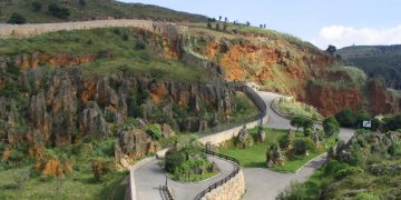 Turismo y el Ayuntamiento de Penagos colaborarán en el desarrollo de iniciativas que impulsen la actividad del Parque de la Naturaleza de Cabárceno
