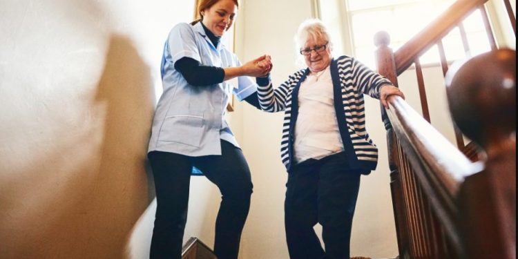 El Gobierno convoca ayudas para que los municipios mejoren la accesibilidad a los servicios sociales