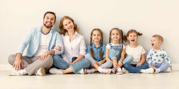 Inclusión Social prorroga la validez de los títulos de familia numerosa hasta el 30 de junio próximo