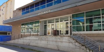 Seis meses de prisión a una mujer que entró en una vivienda para recoger a sus hijos sin el consentimiento de la propietaria