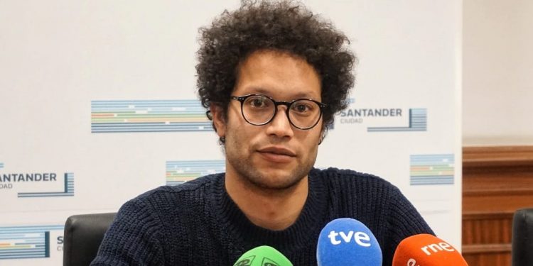 Keruin Martínez destaca su labor en “crítica acompañada de propuestas” y pone en valor los acuerdos logrados