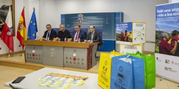 Gobierno de Cantabria y Ecoembes lanzan una nueva edición de la campaña ‘El mundo necesita un giro’ para sensibilizar sobre la importancia del reciclaje de envases
