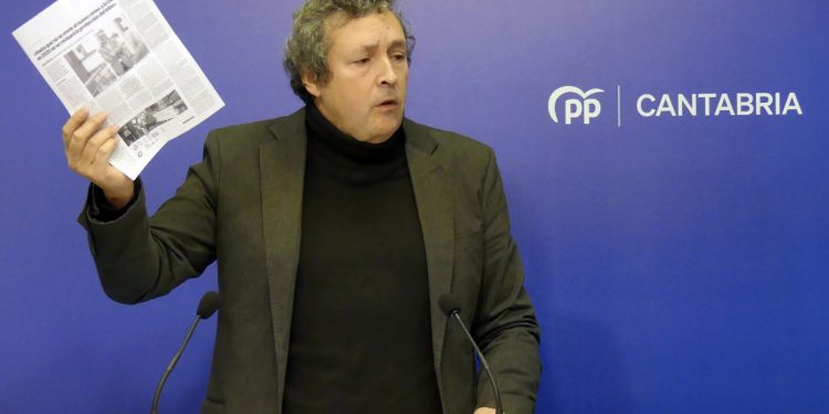 El PP pide más «respeto para Cantabria» a Sánchez